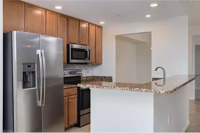 13710 Julias Way #915, Fort Myers, FL 33919 - Photo 11