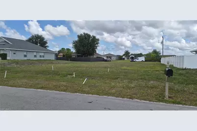 109 NE 11th Ter, Cape Coral, FL 33909 - Photo 1