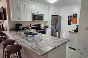 4293 Bellasol Cir, Fort Myers, FL 33916 - Photo 5
