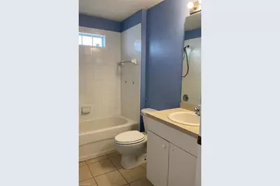 2323 NE 26th St, Cape Coral, FL 33909 - Photo 7