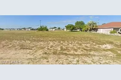 1524 NE 8th Pl, Cape Coral, FL 33909 - Photo 1