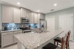 4334 Dutchess Park Rd, Fort Myers, FL 33916 - Photo 9