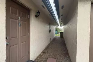 619 SE 47th St, Cape Coral, FL 33904 - Photo 3