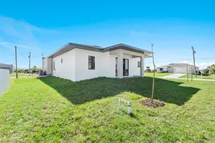3927 NW 38th St, Cape Coral, FL 33993 - Photo 37