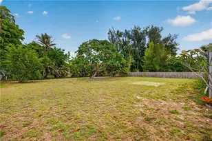 1705 NE 7th St, Cape Coral, FL 33909 - Photo 27