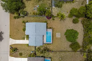 1705 NE 7th St, Cape Coral, FL 33909 - Photo 31