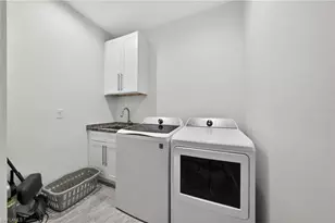 3833 SW 14th Pl, Cape Coral, FL 33914 - Photo 27