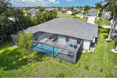 3833 SW 14th Pl, Cape Coral, FL 33914 - Photo 35