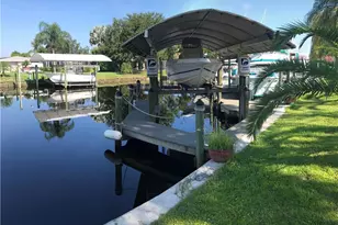 2143 W Tobago Cir, Fort Myers, FL 33905 - Photo 3