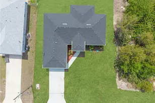 2705 Darlene Pl, Lehigh Acres, FL 33971 - Photo 33