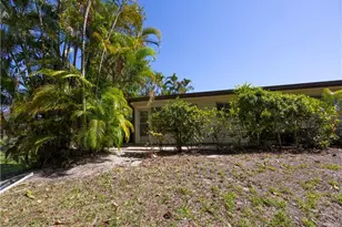 1031 Pine Isle Ln, Naples, FL 34112 - Photo 21
