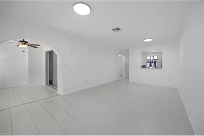 1031 Pine Isle Ln #1031, Naples, FL 34112 - Photo 7