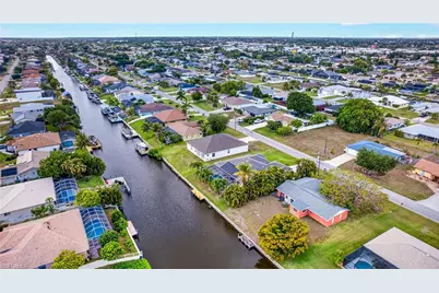 1456 SE 13th Ter, Cape Coral, FL 33990 - Photo 33
