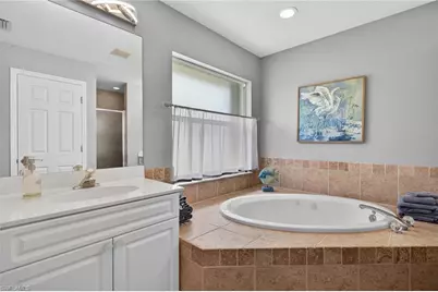 1456 SE 13th Ter, Cape Coral, FL 33990 - Photo 17