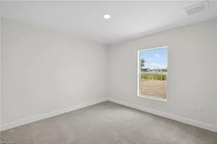 702 NW Douglas Cir, Cape Coral, FL 33993 - Photo 13