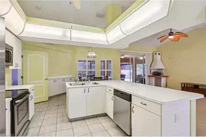 2701 SW 37th Ter, Cape Coral, FL 33914 - Photo 13