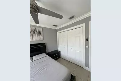 1031 NE 2nd Pl, Cape Coral, FL 33909 - Photo 13