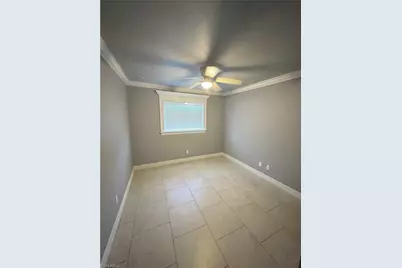 1031 NE 2nd Pl, Cape Coral, FL 33909 - Photo 15