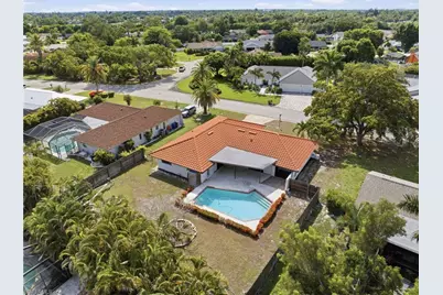 1498 Beechwood Trl, Fort Myers, FL 33919 - Photo 33
