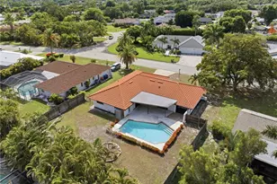 1498 Beechwood Trail, Fort Myers, FL 33919 - Photo 33