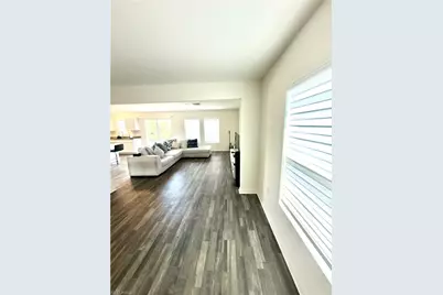 341 NE 13th Ter, Cape Coral, FL 33909 - Photo 11