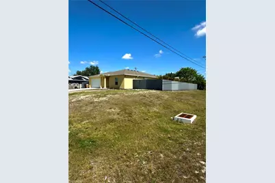 341 NE 13th Ter, Cape Coral, FL 33909 - Photo 13