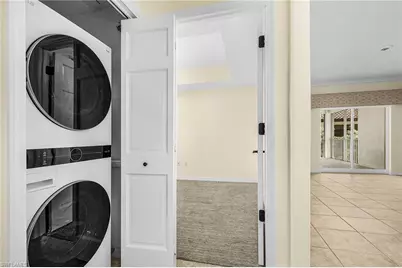 221 9th St S #301, Naples, FL 34102 - Photo 19