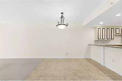 221 9th St S #301, Naples, FL 34102 - Photo 29