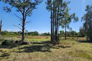 11891 Shawnee Rd, Fort Myers, FL 33913 - Photo 5