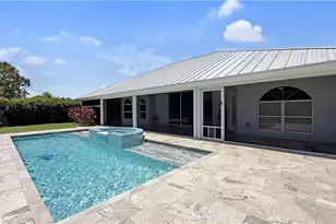 27 NE 20th Pl, Cape Coral, FL 33909 - Photo 3