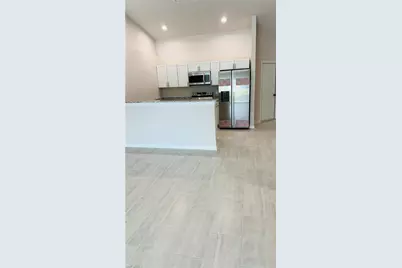 607 SE 7th St, Cape Coral, FL 33990 - Photo 3