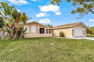 920 SE 21st St, Cape Coral, FL 33990 - Photo 3