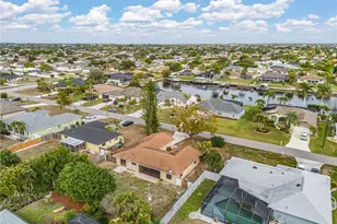 920 SE 21st St, Cape Coral, FL 33990 - Photo 27