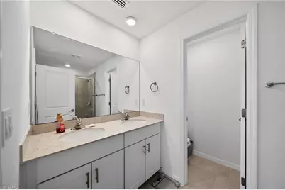 14275 Oviedo Pl, Fort Myers, FL 33905 - Photo 11
