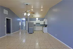 3818 SW 7th Pl, Cape Coral, FL 33914 - Photo 7
