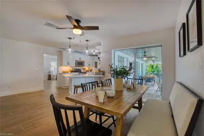 154 SW 52nd St, Cape Coral, FL 33914 - Photo 13