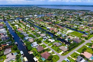 154 SW 52nd St, Cape Coral, FL 33914 - Photo 23