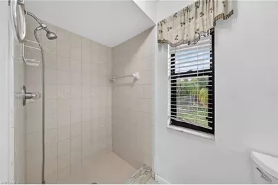 2233 SW 4th St, Cape Coral, FL 33991 - Photo 21