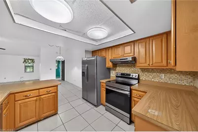 2233 SW 4th St, Cape Coral, FL 33991 - Photo 13