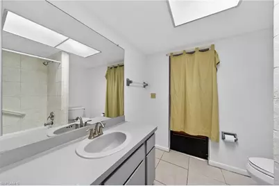 2233 SW 4th St, Cape Coral, FL 33991 - Photo 23