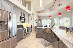 8723 S Lake Cir, Fort Myers, FL 33908 - Photo 7