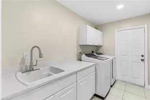 1204 SE 5th Terrace, Cape Coral, FL 33990 - Photo 27
