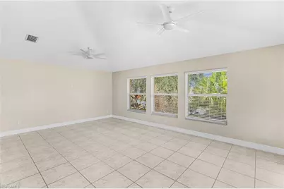 1204 SE 5th Ter, Cape Coral, FL 33990 - Photo 19