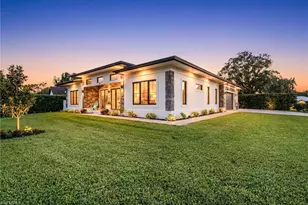 167 Burning Tree Dr, Naples, FL 34105 - Photo 3