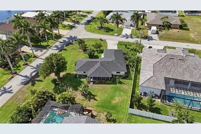 2501 SW 52nd Ter, Cape Coral, FL 33914 - Photo 33
