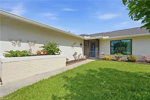 2501 SW 52nd Terrace, Cape Coral, FL 33914 - Photo 5