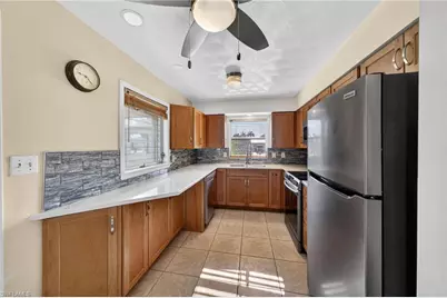 12307 Matlacha Blvd, Matlacha Isles, FL 33991 - Photo 11