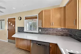 12307 Matlacha Blvd, Matlacha Isles, FL 33991 - Photo 13