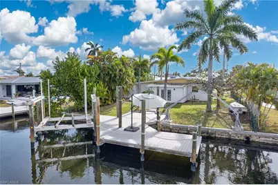 12307 Matlacha Blvd, Matlacha Isles, FL 33991 - Photo 5