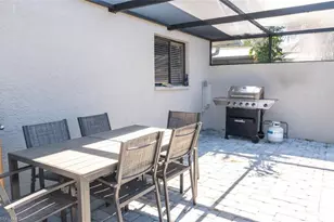 323 Washington Ct, Fort Myers Beach, FL 33931 - Photo 9